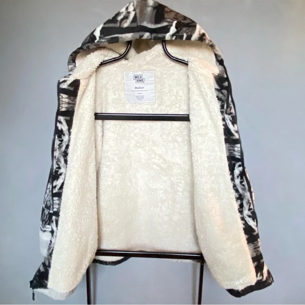 WILDKIND Wolf Graphic Print Gray Hoodie Fleece Sherpa Lined Full Zip Men’s Sz M